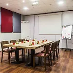 Ibis Centrum Opera Hotel 3*