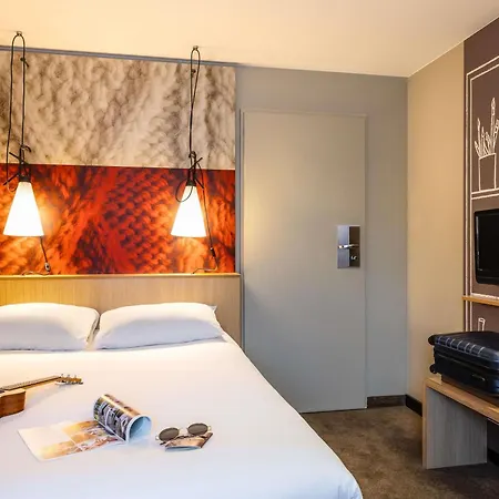 Ibis Centrum Opera 3* Γάνδη