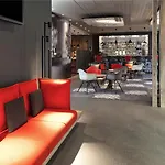 Ibis Centrum Opera فندق