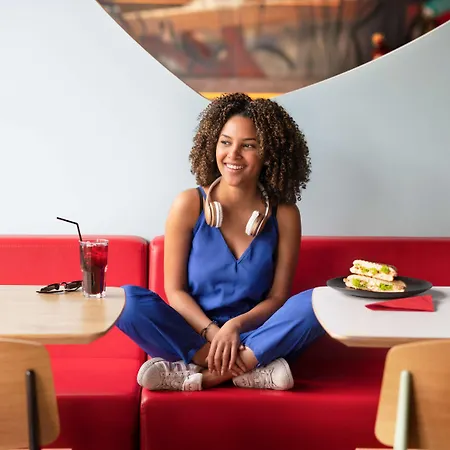 Ibis Centrum Opera Hotel