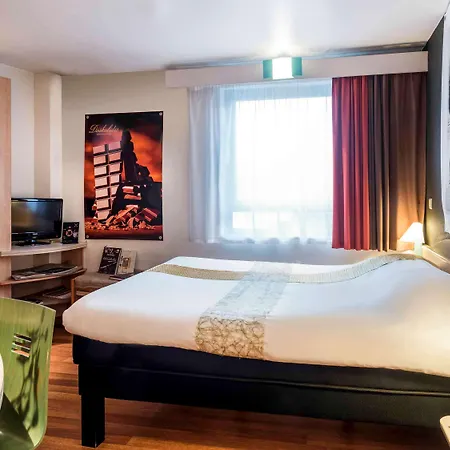 Ibis Centrum Opera Hotell 3*