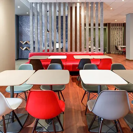 Ibis Centrum Opera Hotel