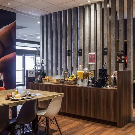 酒店 宜必思根特中心歌剧院酒店 3*