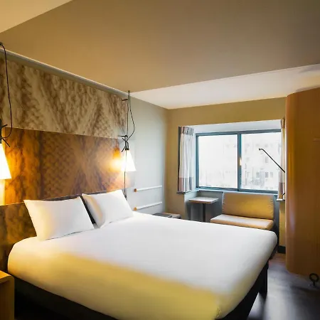 Ibis Centrum Opera