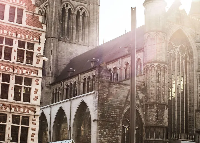 Ibis Centrum Opera 3*